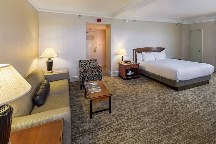 Room 14 of 85