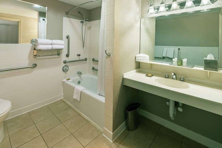 Room 44 of 85